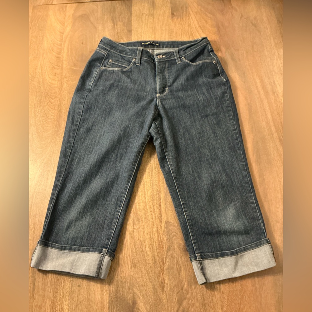 Instantly slims you cuffed cropped jeans
